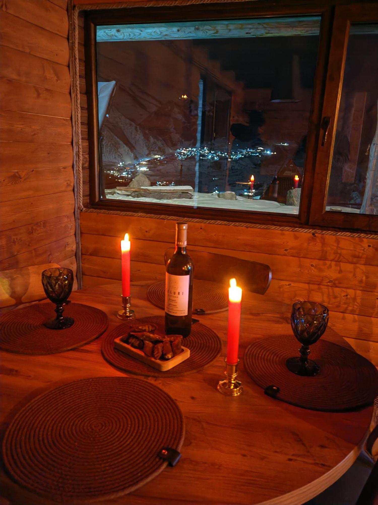 Alone Cottage Kazbegi Bilik gambar
