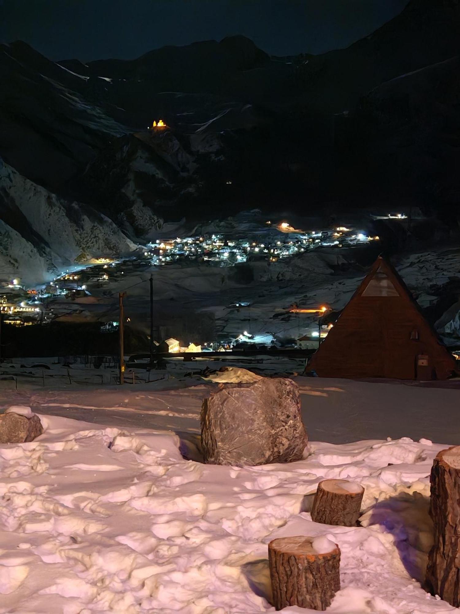 Alone Cottage Kazbegi Luaran gambar
